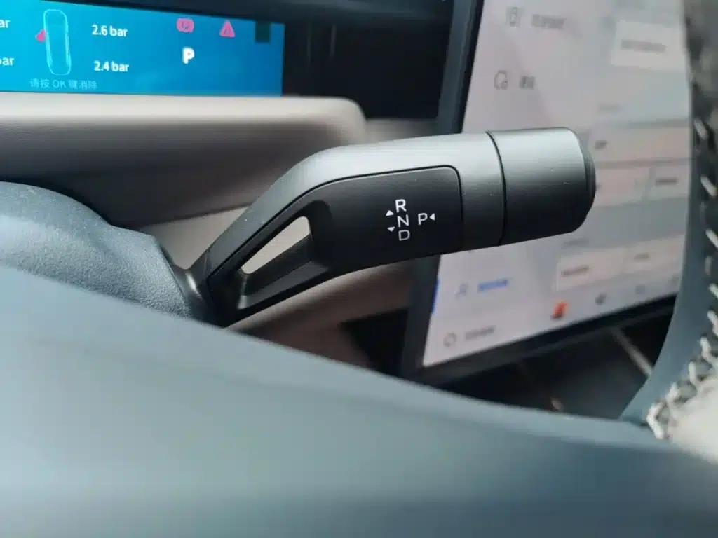 Lynk & Co Z10 2024 Model 95kWh 766km Rear-Wheel Drive Max — миниатюра 14