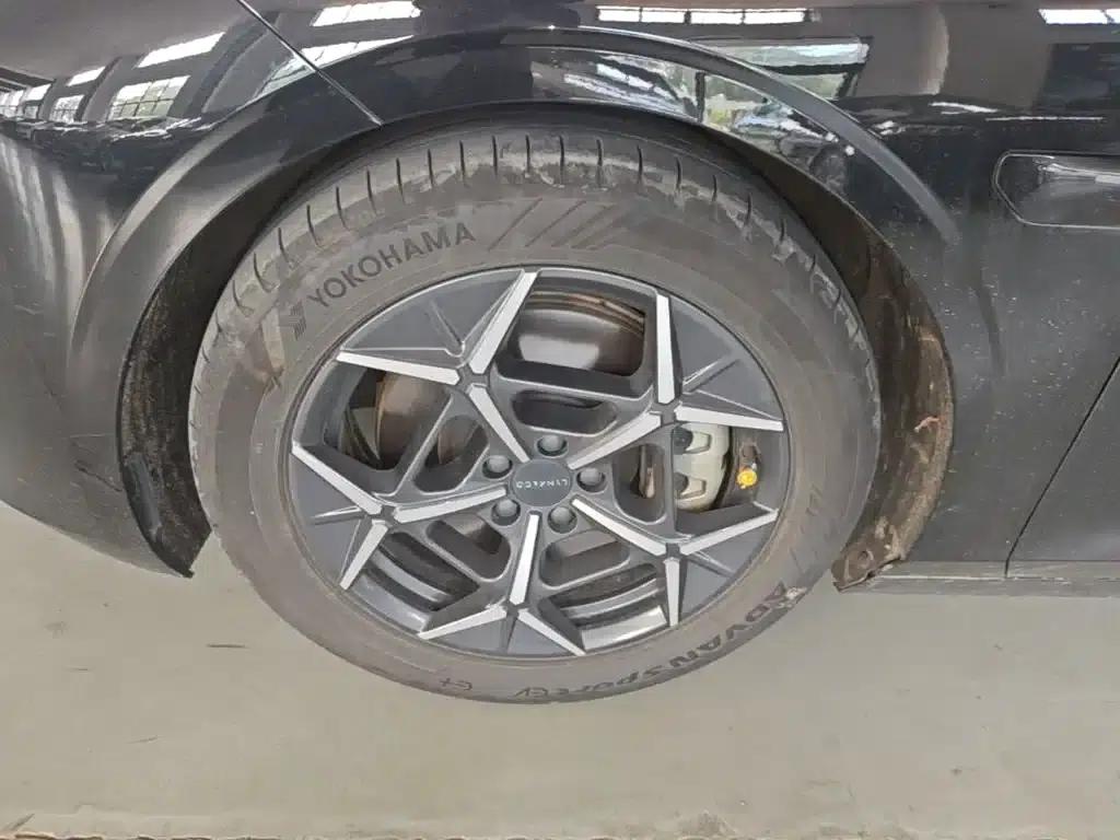 Lynk & Co Z10 2024 Model 95kWh 766km Rear-Wheel Drive Max — миниатюра 25
