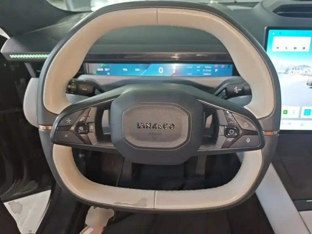 Lynk & Co Z10 2024 Model 95kWh 766km Rear-Wheel Drive Max — миниатюра 7