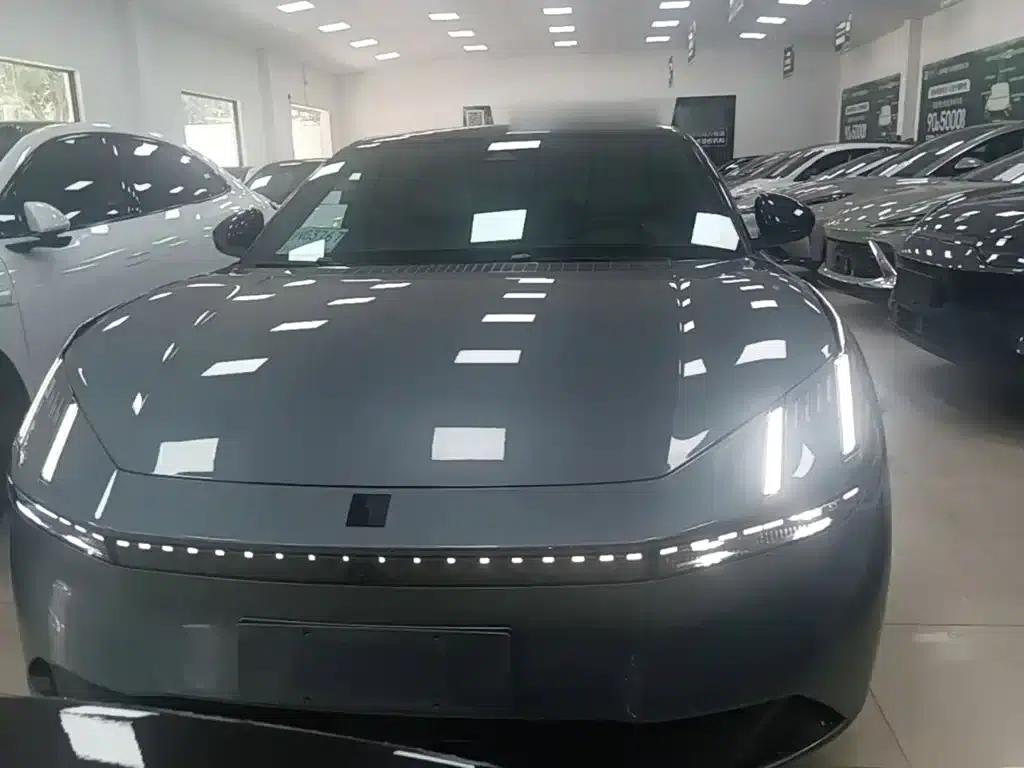 Lynk & Co Z10 2024 Model 95kWh 766km Rear-Wheel Drive Max — миниатюра 3