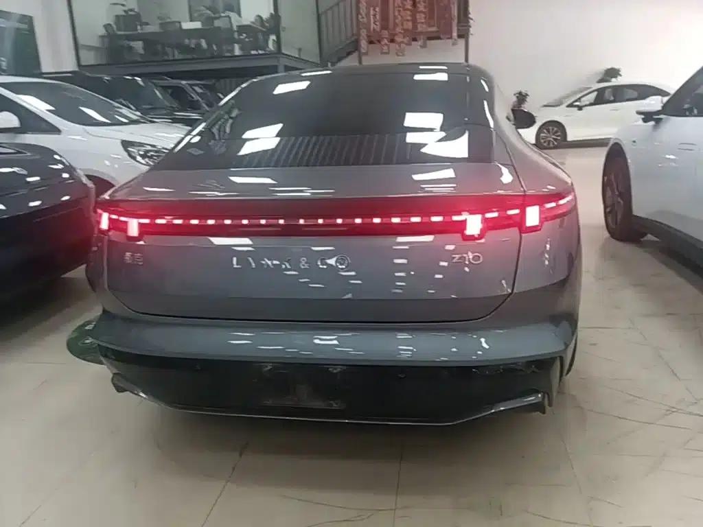Lynk & Co Z10 2024 Model 95kWh 766km Rear-Wheel Drive Max — миниатюра 6