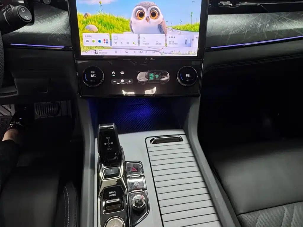Lynk & Co 09 EM-P 2021 2.0T PHEV Halo 6-seater — миниатюра 7
