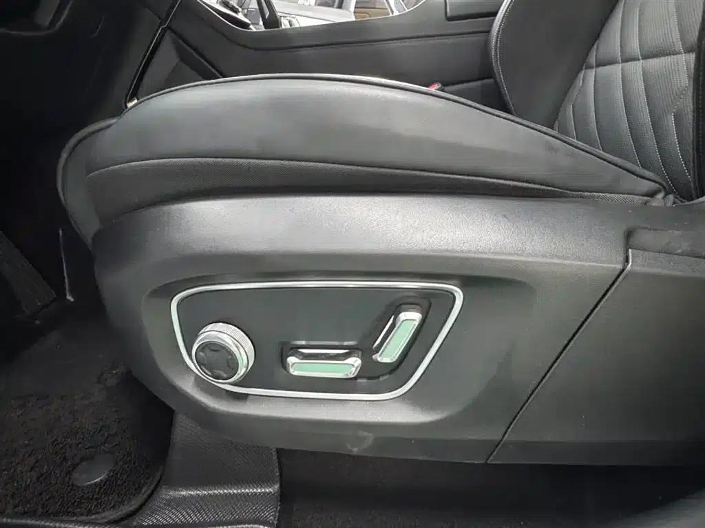Lynk & Co 09 EM-P 2021 2.0T PHEV Halo 6-seater — миниатюра 9