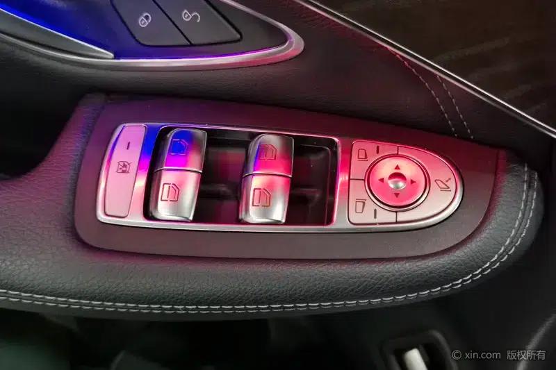 2020 Mercedes-Benz GLC 260 L 4MATIC Luxury — миниатюра 23