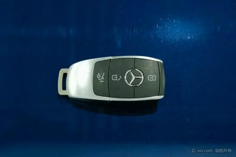 2020 Mercedes-Benz GLC 260 L 4MATIC Luxury — миниатюра 6