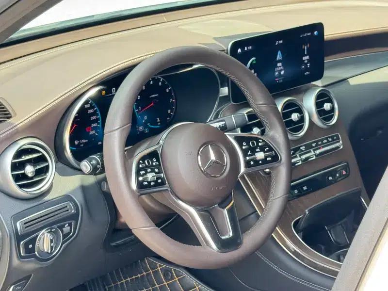 2022 Mercedes-Benz GLC 300 L 4MATIC Dynamic — миниатюра 13