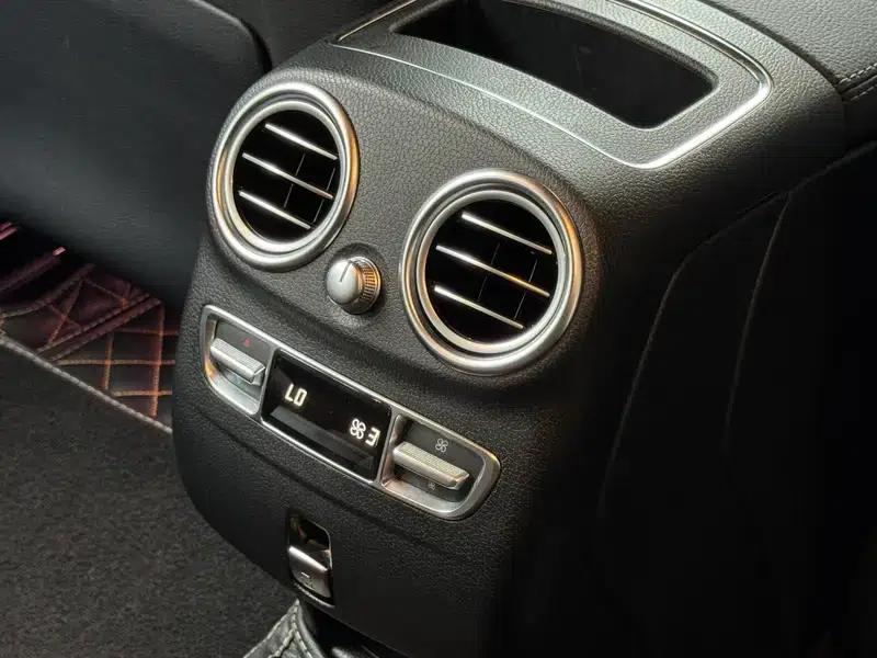 2022 Mercedes-Benz GLC 300 L 4MATIC Dynamic — миниатюра 9
