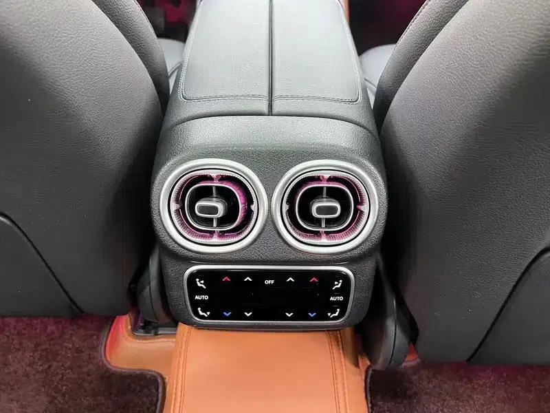 2023 Mercedes-Benz GLC Facelift: GLC 300 L 4MATIC Dynamic 5-Seater — миниатюра 17