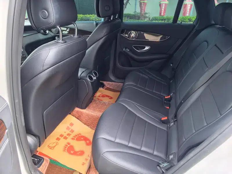 2017 Mercedes-Benz GLC 260 4MATIC Luxury — миниатюра 19