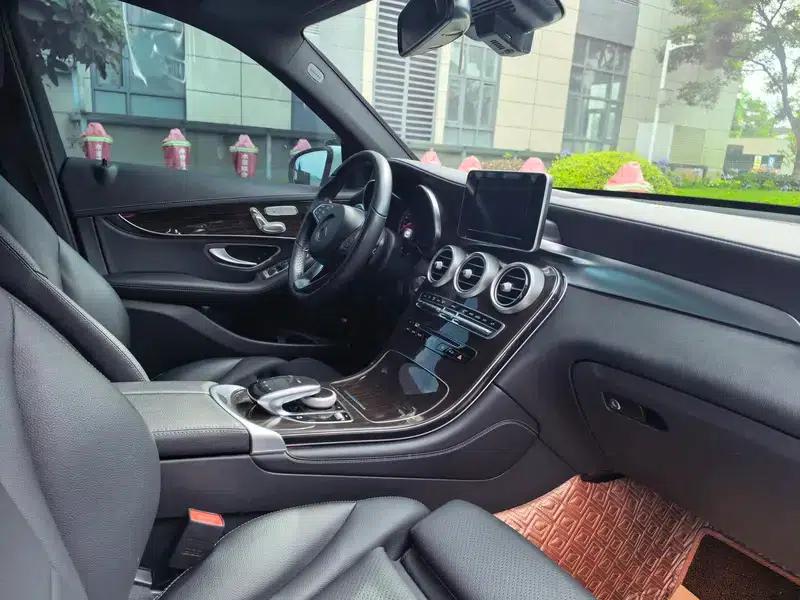 2017 Mercedes-Benz GLC 260 4MATIC Luxury — миниатюра 21