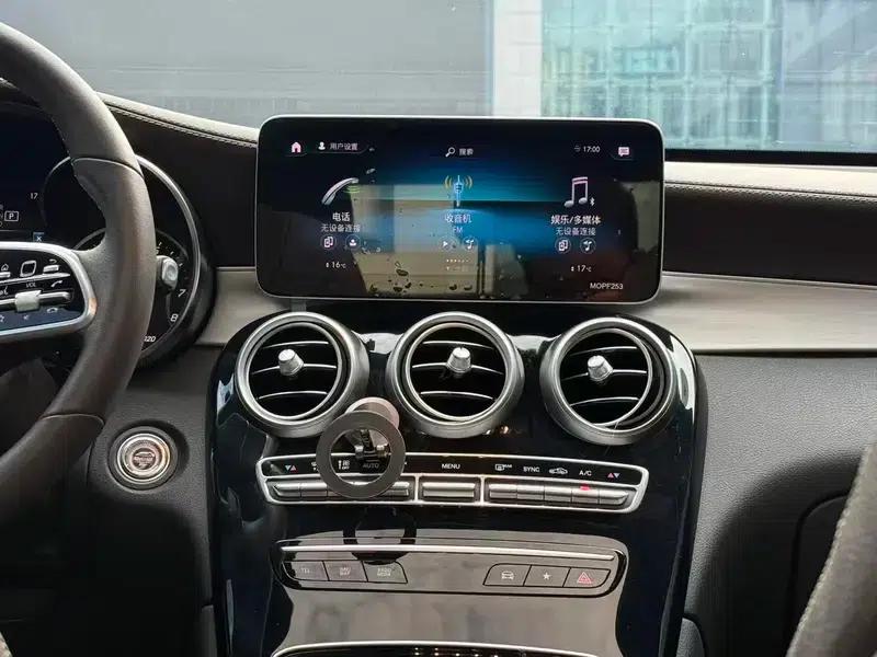 2020 Mercedes-Benz GLC 260 L 4MATIC Dynamic — миниатюра 11