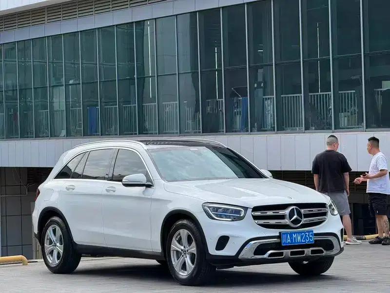 2020 Mercedes-Benz GLC 260 L 4MATIC Dynamic — миниатюра 3