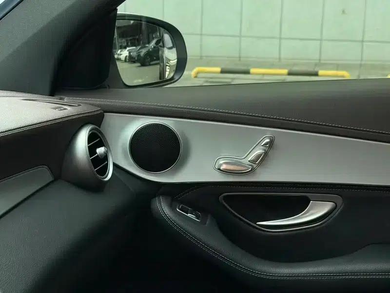2020 Mercedes-Benz GLC 260 L 4MATIC Dynamic — миниатюра 8