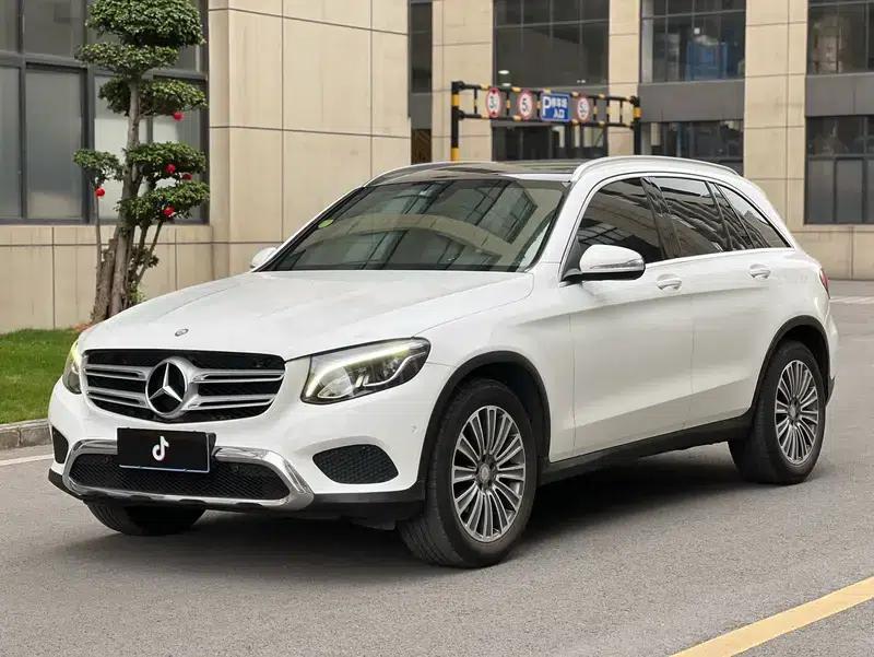 2017 Mercedes-Benz GLC 200 4MATIC — миниатюра 1