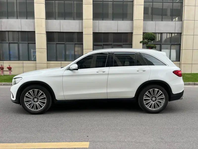 2017 Mercedes-Benz GLC 200 4MATIC — миниатюра 4