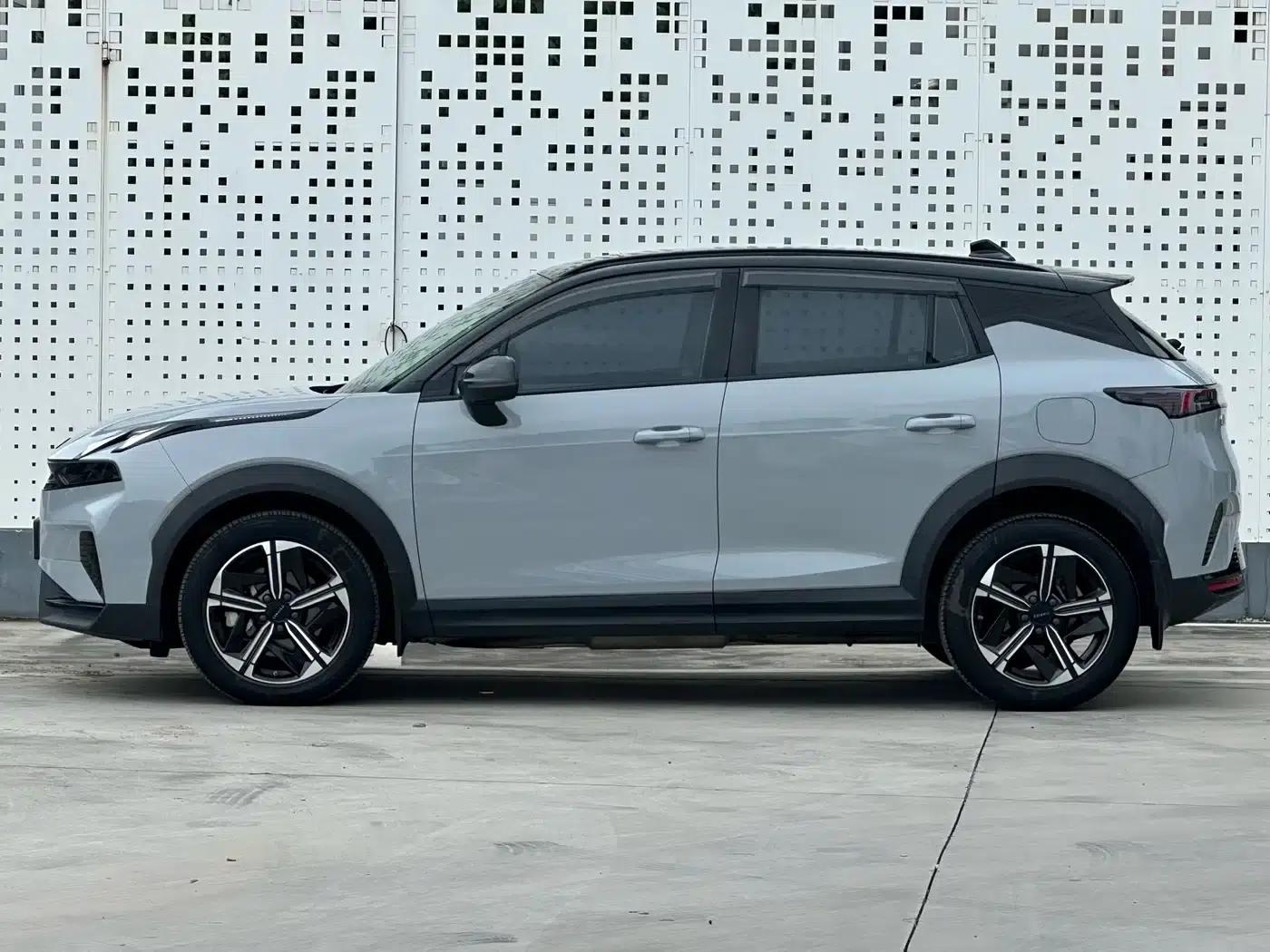 Lynk & Co 06 EM-P 2023 Model, EM-P 126km Long Range Halo — миниатюра 13