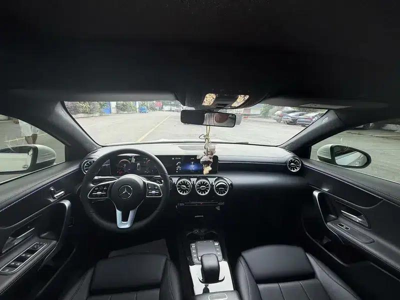 Mercedes-Benz A-Class 2020 Facelift A 200 L Sport Sedan Fashion Model — миниатюра 7