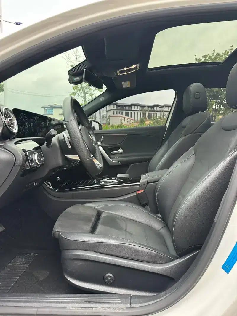 Mercedes-Benz A-Class 2021 A 200 L Sport Sedan Fashion Edition — миниатюра 8