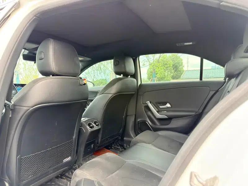 Mercedes-Benz A-Class 2021 A 200 L Sport Sedan Fashion Edition — миниатюра 16