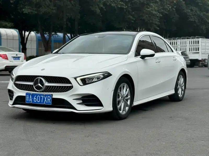 Mercedes-Benz A-Class 2020 A 200 L Sport Sedan — миниатюра 1