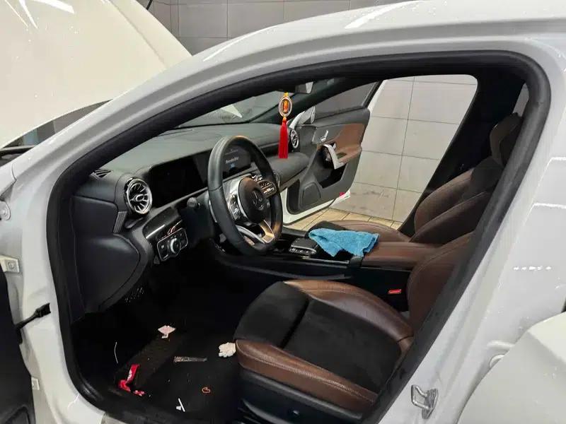 Mercedes-Benz A-Class 2020 Facelift A 200 L Sport Sedan Fashion Model — миниатюра 9