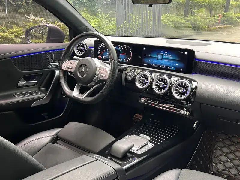 Mercedes-Benz A-Class 2022 Facelift A 200 L Sport Sedan Fashion Edition — миниатюра 10