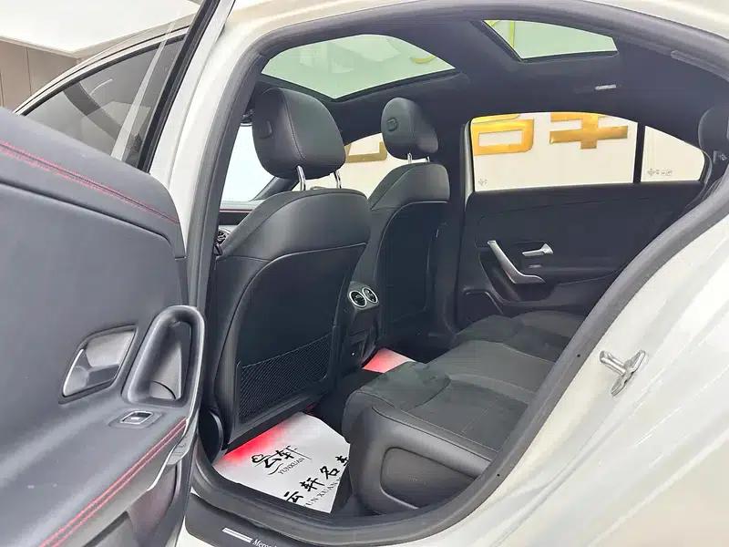 2023 Mercedes-Benz A-Class A 200 L Sport Sedan Fashion Edition — миниатюра 16
