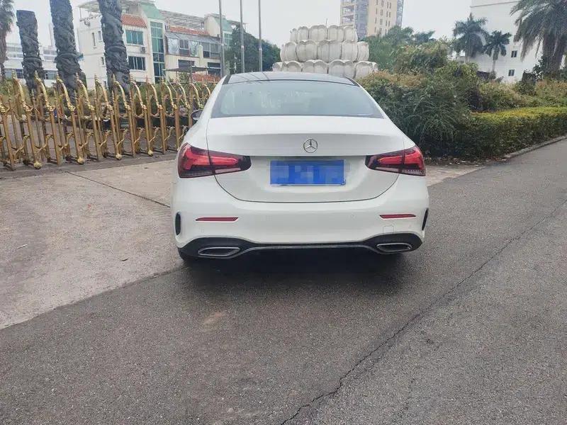 Mercedes-Benz A-Class 2020 A 200 L Sport Sedan — миниатюра 5