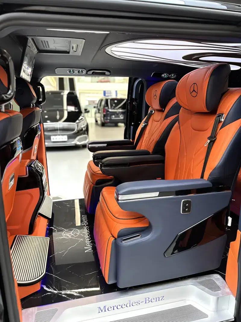 2023 Nissan Vito 2.0T Business Edition 7-seater — миниатюра 7