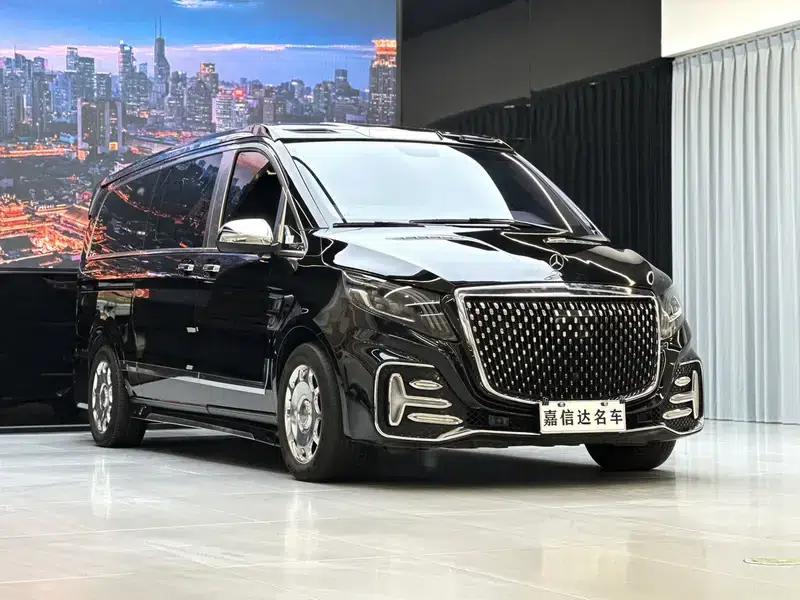 2023 Nissan Vito 2.0T Business Edition 7-seater — миниатюра 3