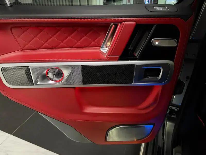 2017 Mercedes-Benz G-Class G 500 — миниатюра 13