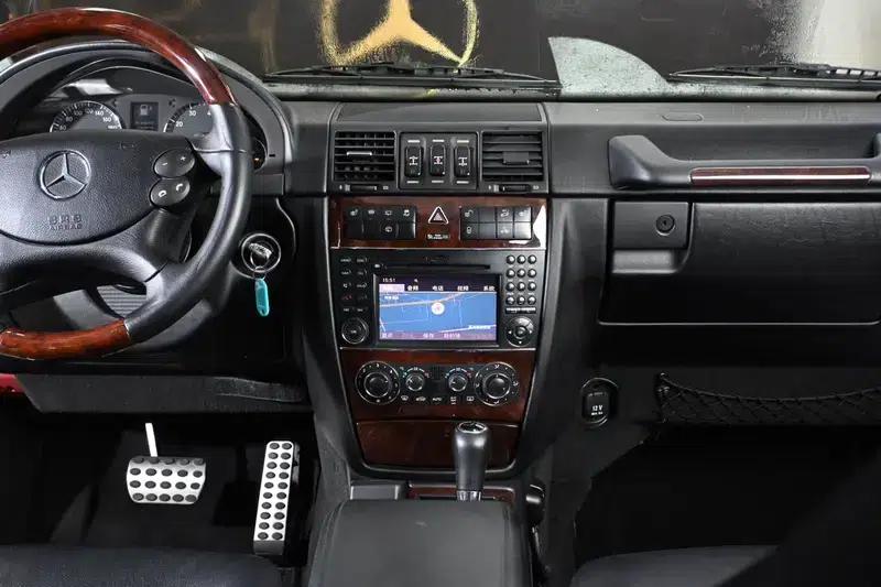 2010 Mercedes-Benz G-Class G 500 — миниатюра 16
