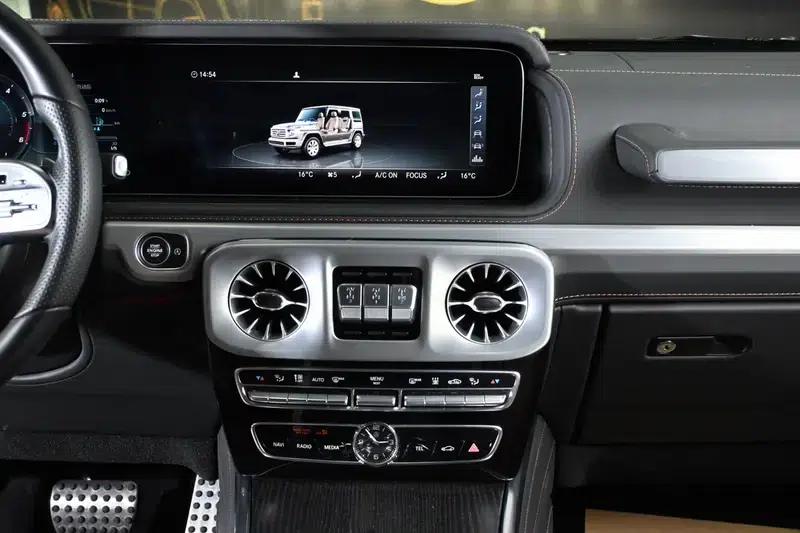 Mercedes-Benz G-Class 2024 3.0T Automatic 4WD 5-seater (Parallel Import) — миниатюра 13