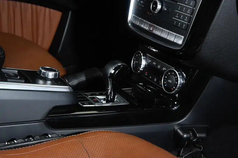 2018 Mercedes-Benz G-Class 4.0T Automatic 4WD 5-seater (Parallel Import) — миниатюра 27