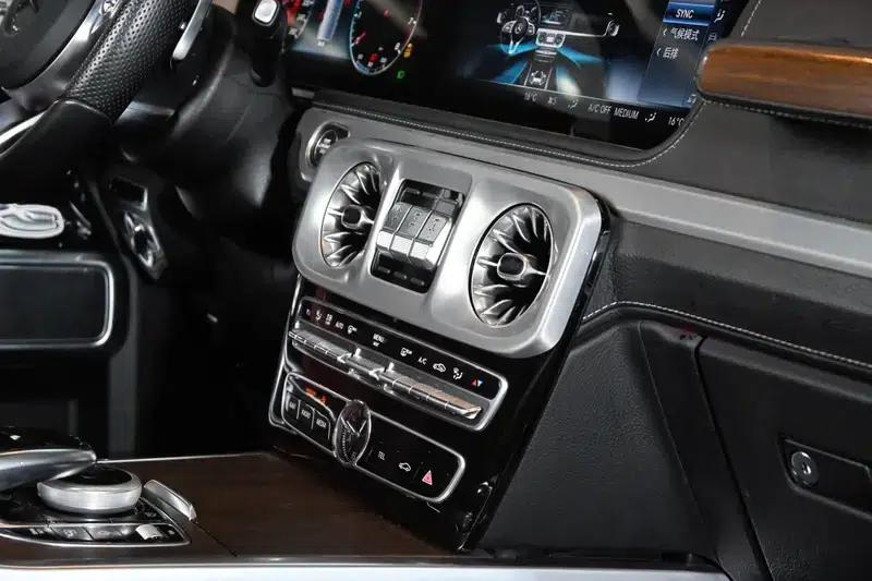 Mercedes-Benz G-Class 2021 G 500 — миниатюра 16