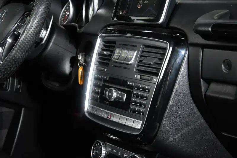 2016 Mercedes-Benz G-Class G 500 — миниатюра 12