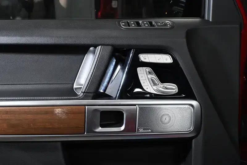 Mercedes-Benz G-Class 2023 3.0T Automatic 4WD 5-seater (Parallel Import) — миниатюра 12
