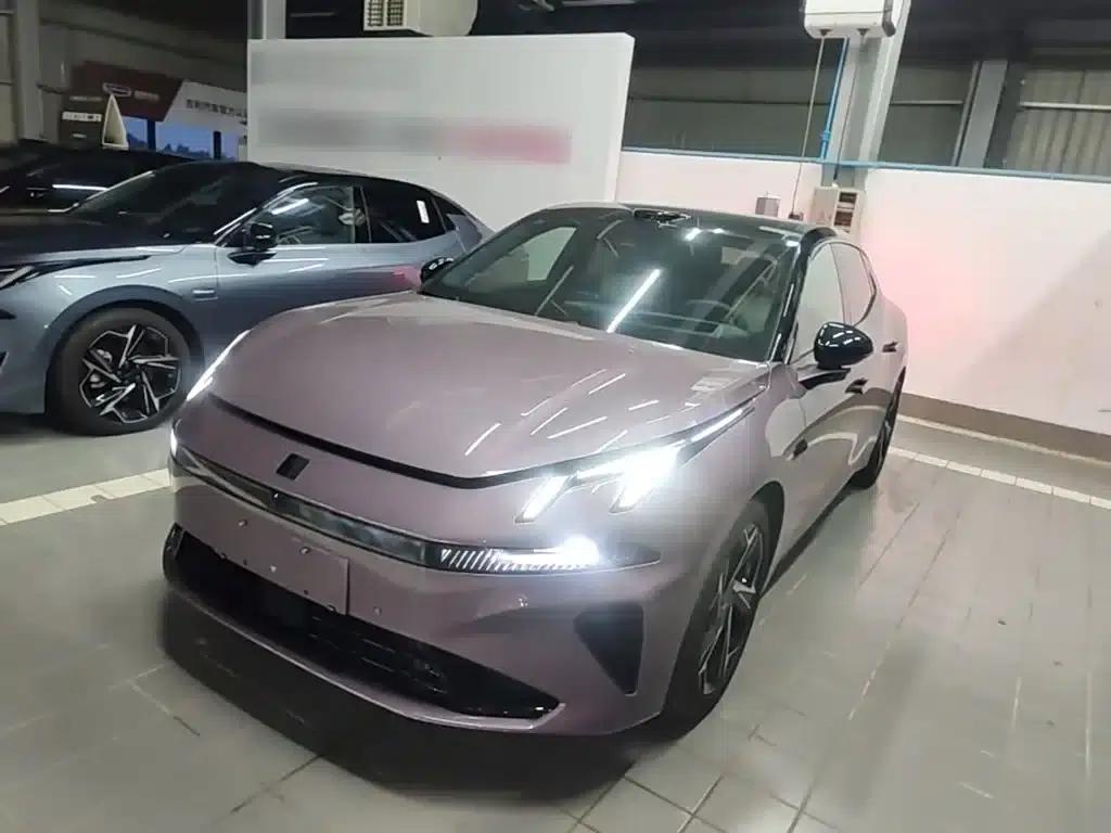 Lynk & Co 07 EM-P 2026 Model, 126km Long Range Ultra — миниатюра 2