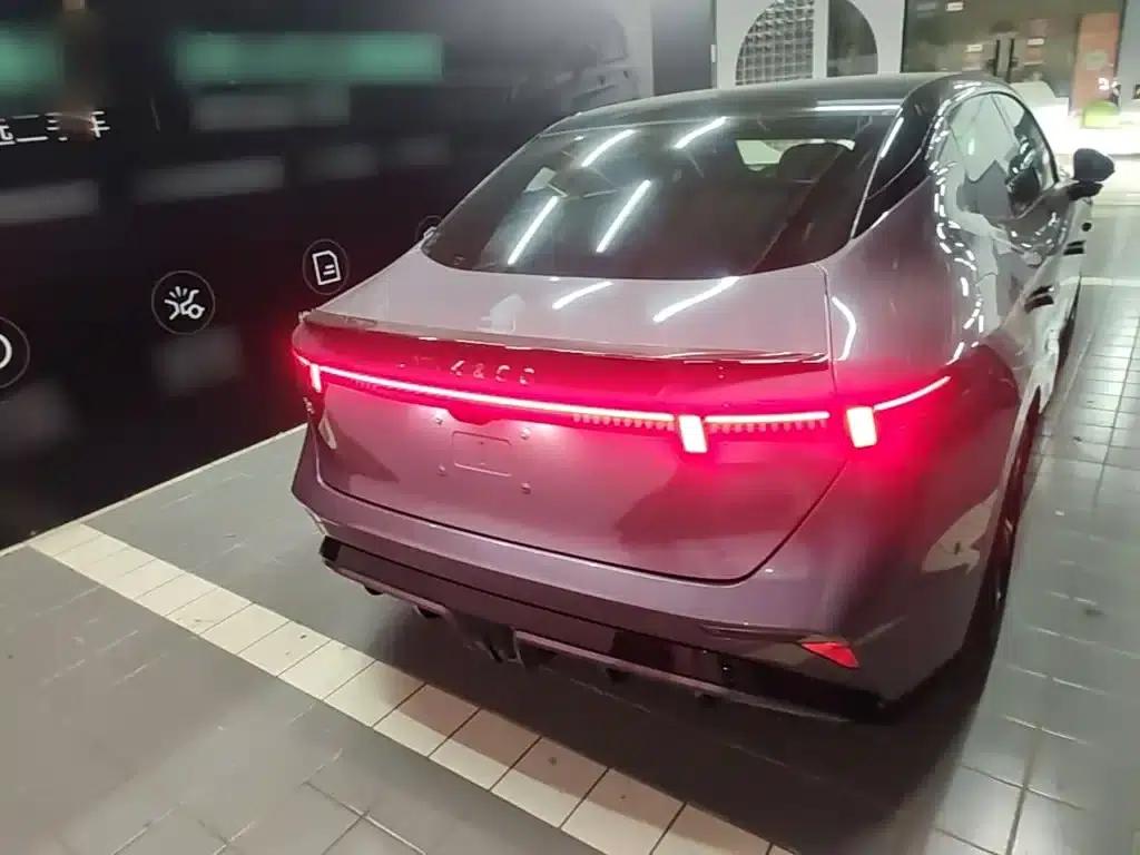 Lynk & Co 07 EM-P 2026 Model, 126km Long Range Ultra — миниатюра 6