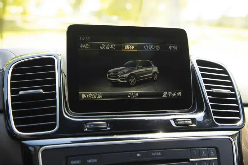 Mercedes-Benz GLE (Imported) 2017 GLE 320 4MATIC Luxury — миниатюра 11