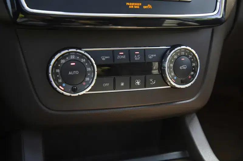 Mercedes-Benz GLE (Imported) 2017 GLE 320 4MATIC Luxury — миниатюра 13