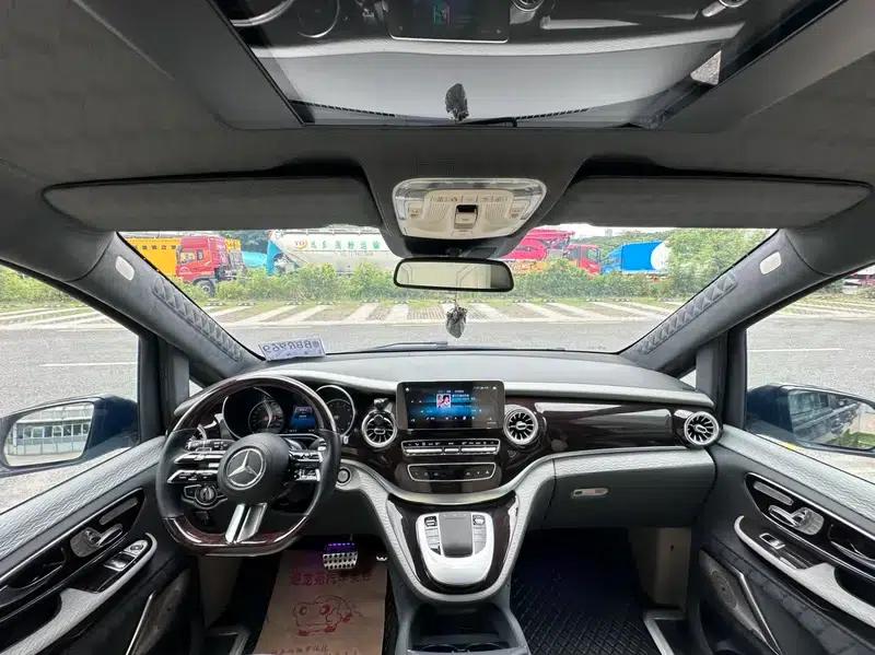 Mercedes-Benz V-Class 2021 V 260 Navigator Edition — миниатюра 12