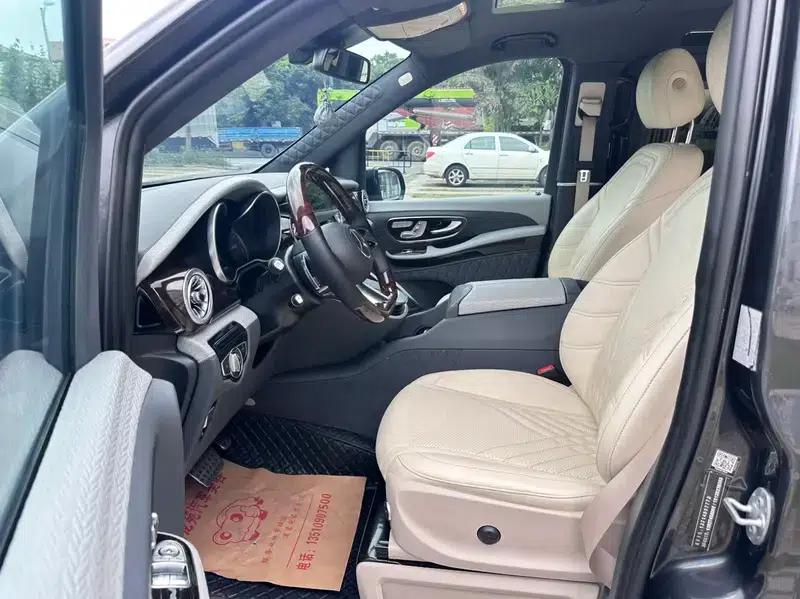 Mercedes-Benz V-Class 2021 V 260 Navigator Edition — миниатюра 18