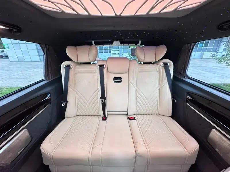 Mercedes-Benz V-Class 2021 V 260 Navigator Edition — миниатюра 21