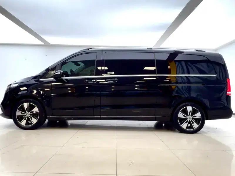 Mercedes-Benz V-Class 2022 V 260 L Long Wheelbase Premium Edition — миниатюра 4