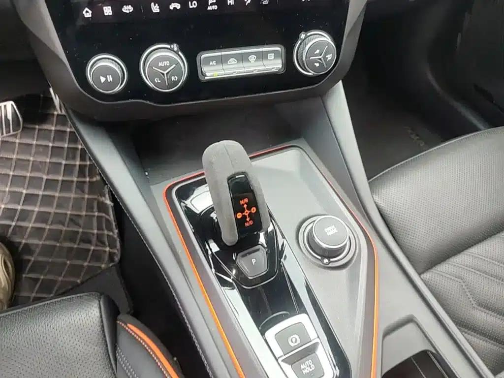 Lynk & Co 02 Hatchback 2021 2.0TD Halo — миниатюра 14