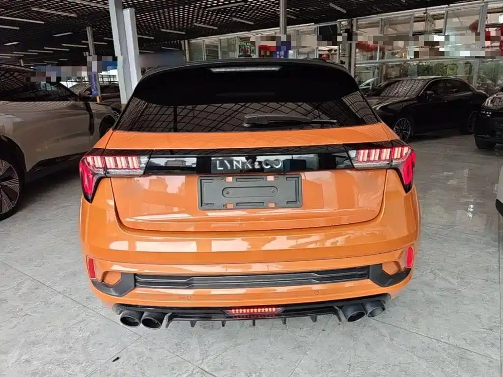 Lynk & Co 02 Hatchback 2021 2.0TD Halo Driving Package Edition — миниатюра 6