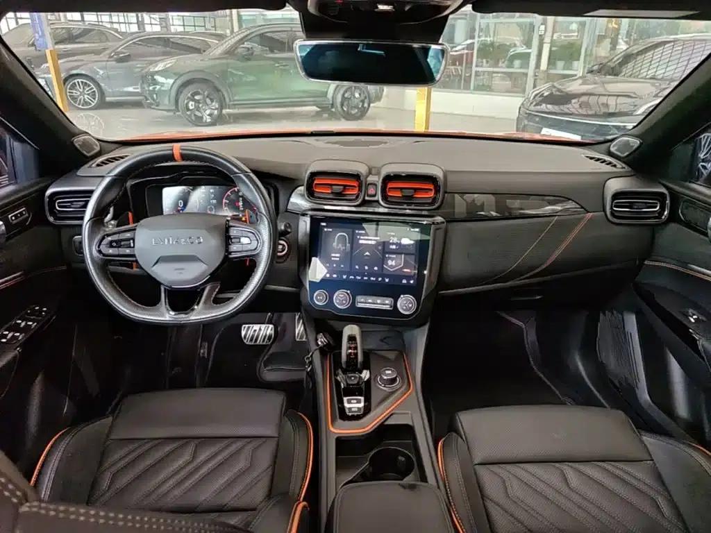 Lynk & Co 02 Hatchback 2021 2.0TD Halo Driving Package Edition — миниатюра 10