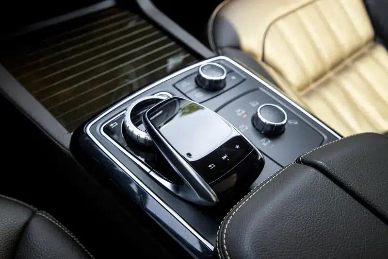 2017 Mercedes-Benz GLS 400 4MATIC Dynamic — миниатюра 24