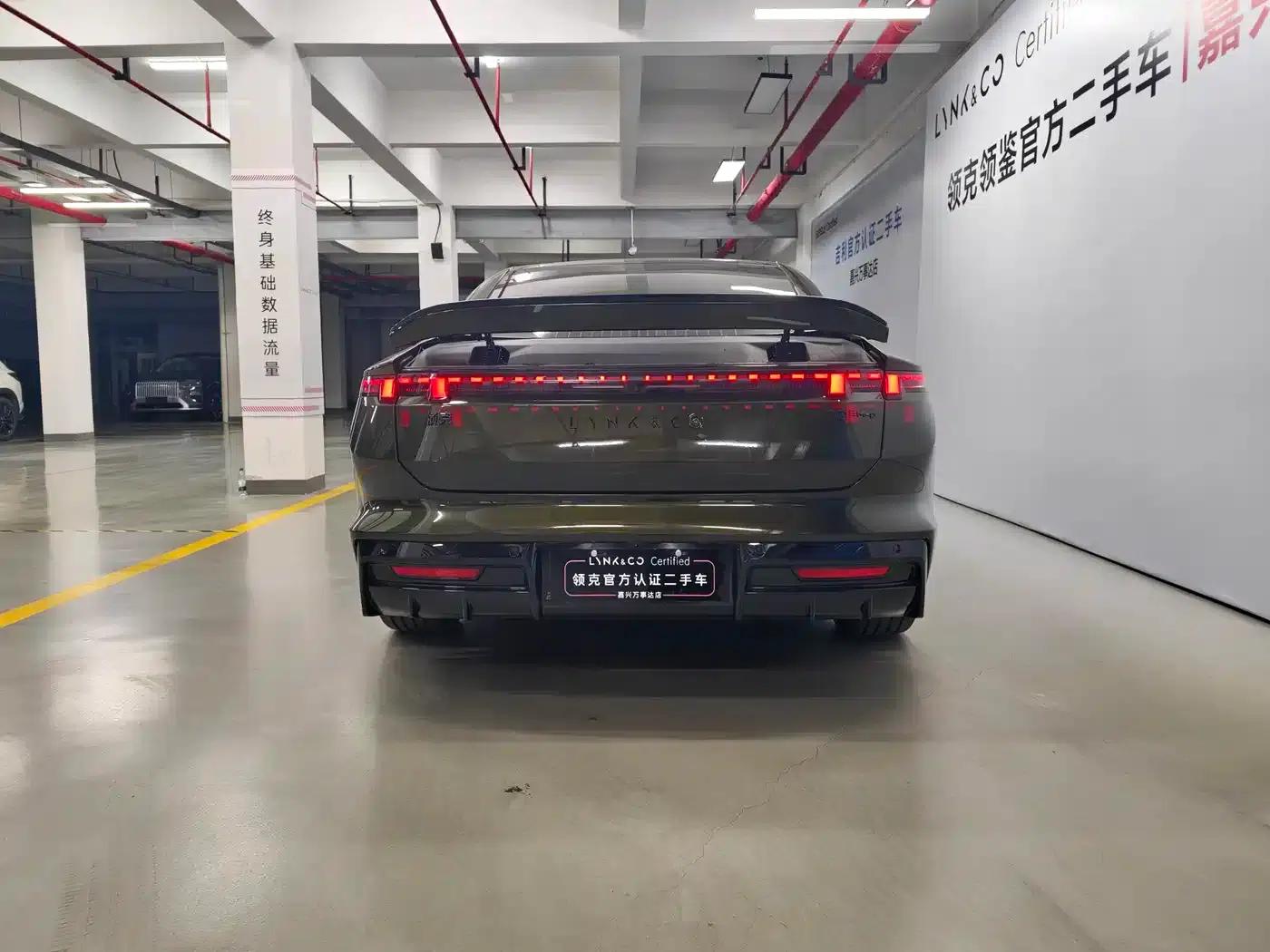 Lynk & Co 10 2025 240 AWD Ultra Sport Edition H7 — миниатюра 6